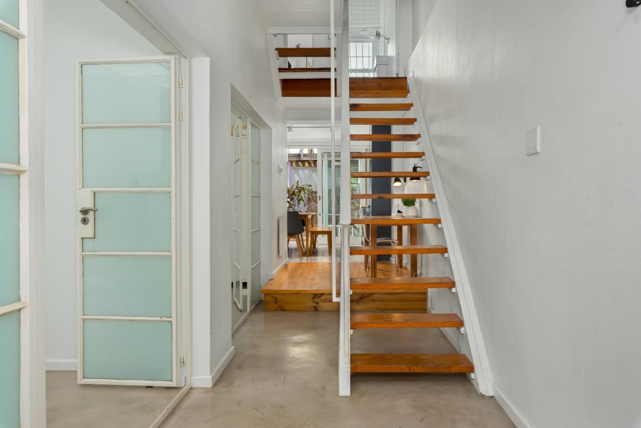 Bryant Street 56 Apartment